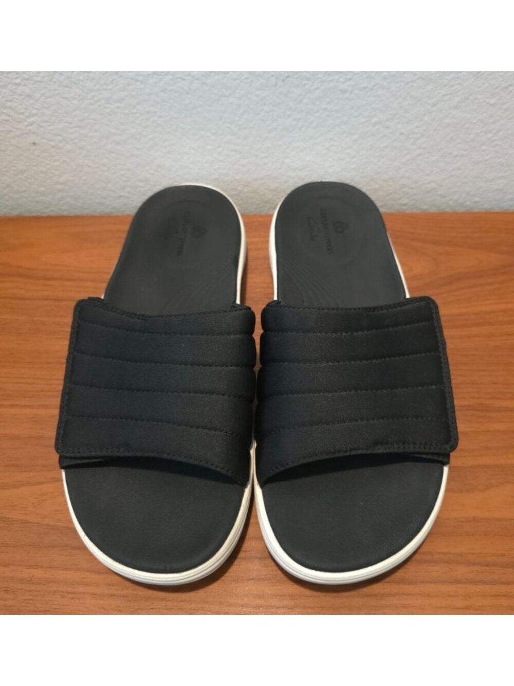 Clarks Cloudsteppers Lola Surf Black Slide Sandals w/ Cushioned Sole Women's 9M - Picture 2 of 7